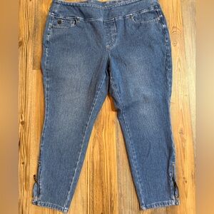 Belle by Kim Gravel Pull on ankle zip skinny jeans. Size 18 WP.